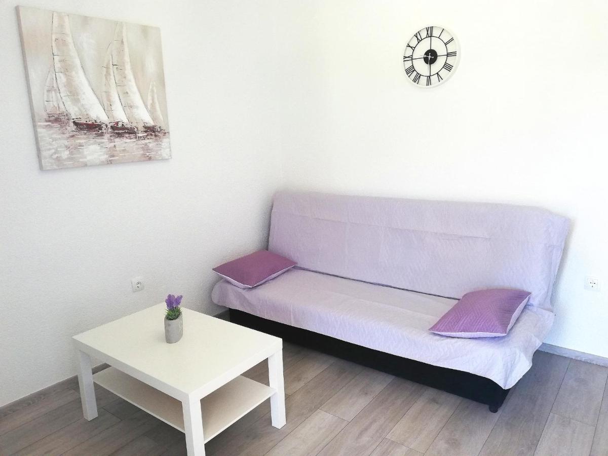Apartments Amfora Gdinj Exterior foto