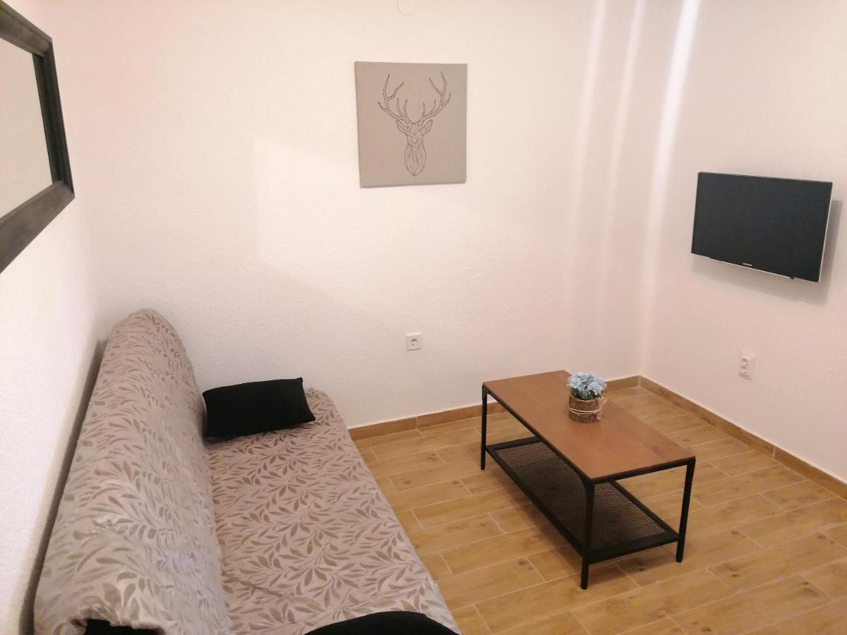 Apartments Amfora Gdinj Exterior foto